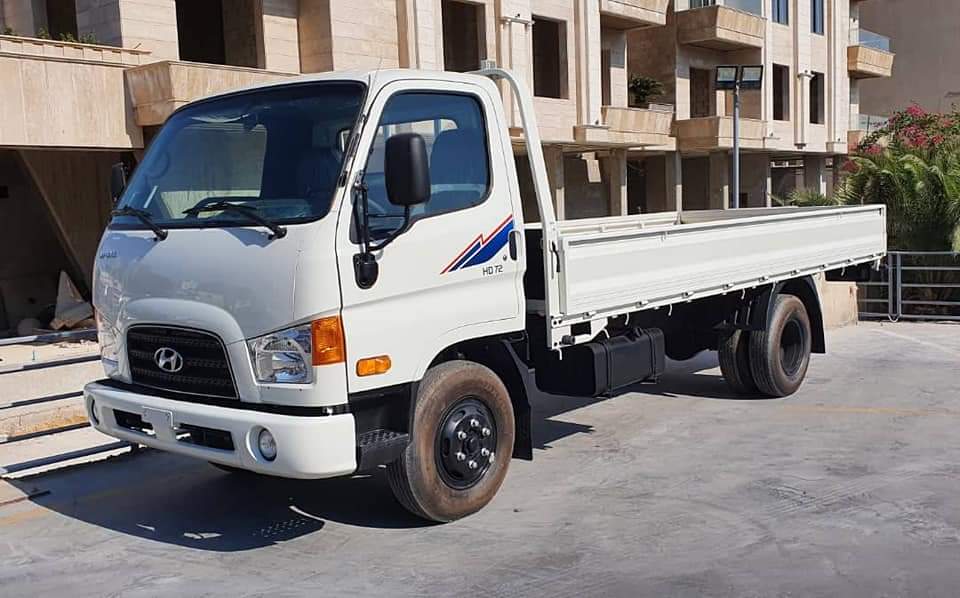 الشاحنة HYUNDAI HD72