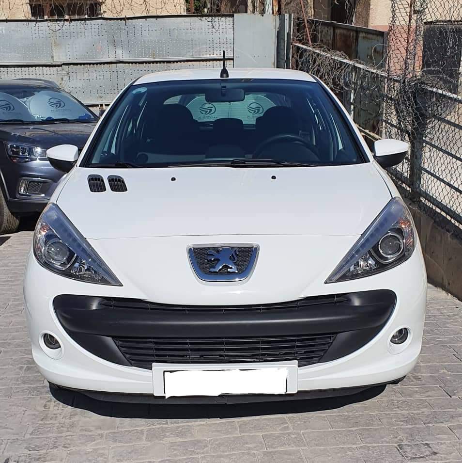 سيارة PEUGEOT 207